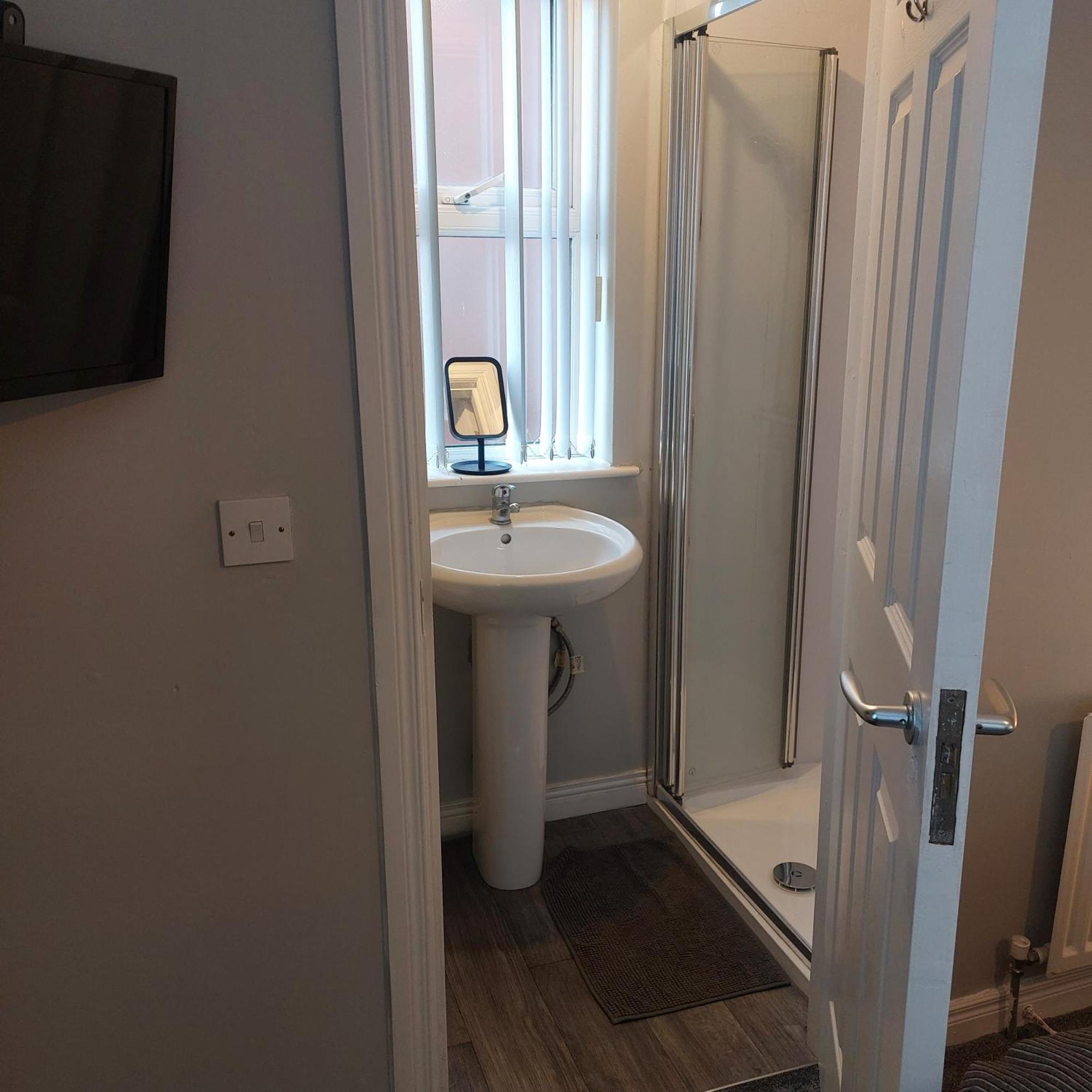Edenderry Town House Apartment เบลฟาสต์ ภายนอก รูปภาพ