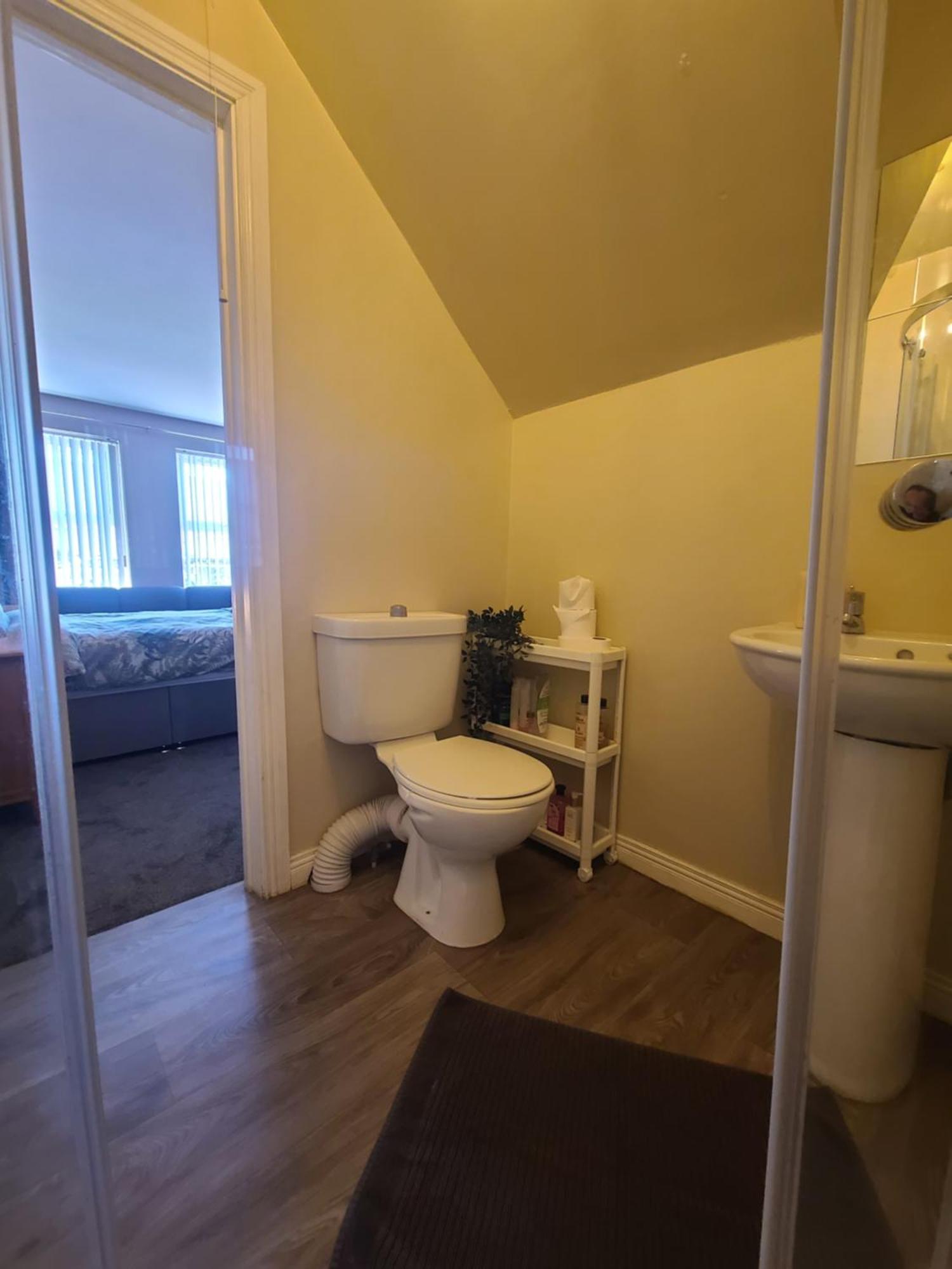 Edenderry Town House Apartment เบลฟาสต์ ภายนอก รูปภาพ