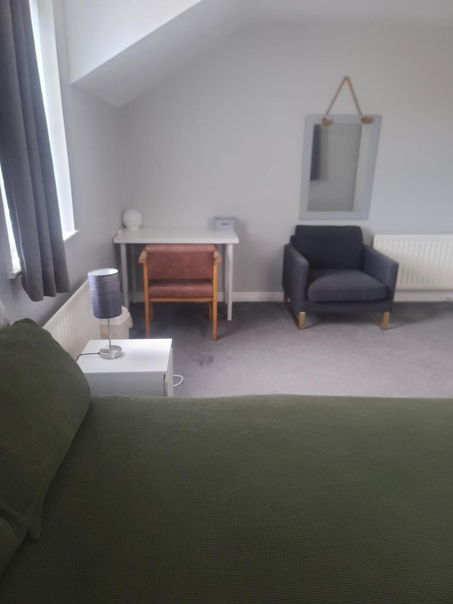 Edenderry Town House Apartment เบลฟาสต์ ภายนอก รูปภาพ